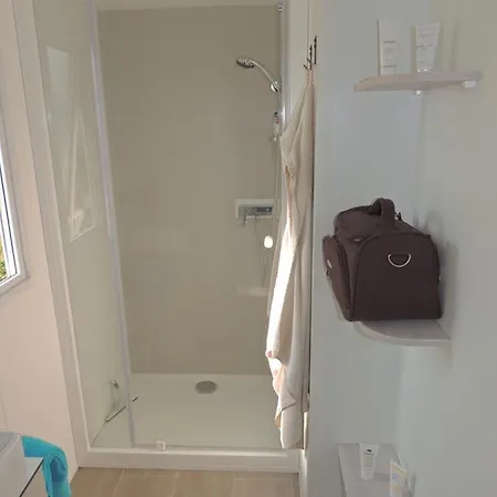 홀리데이파크 Chez Loulou Et Belette Mh048 Litteau